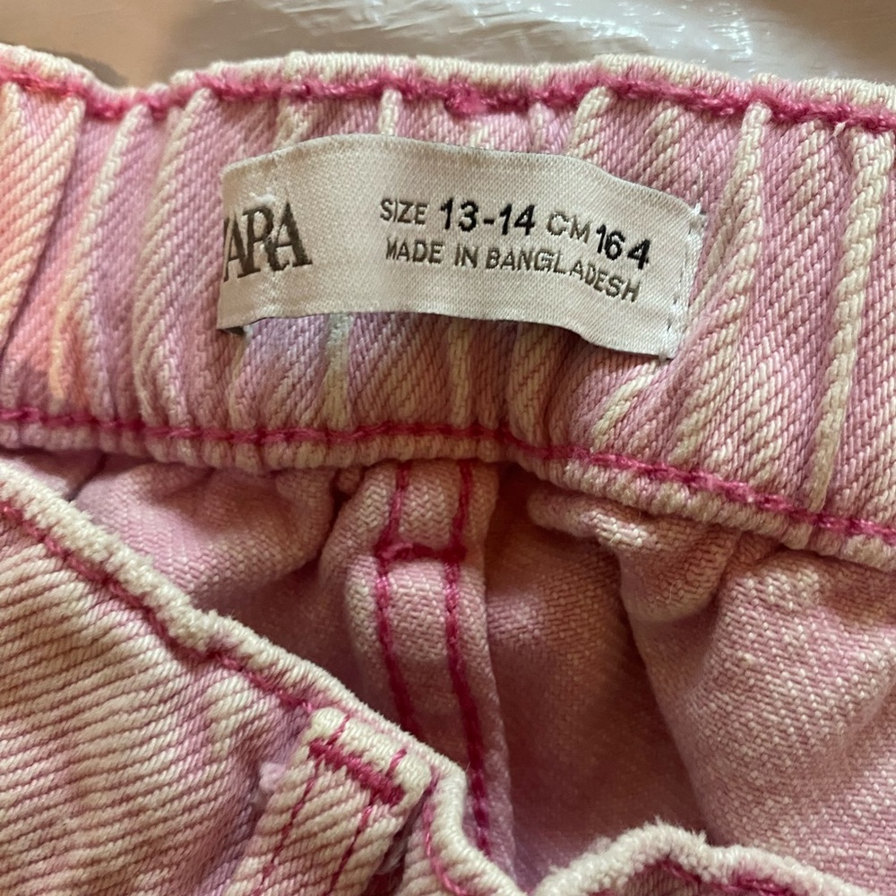 Zara Pink Denim Shorts - Picture 3 of 4